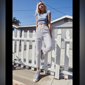 🚨 3 for $25 - Brandy Melville John Galt Tilden Pants
